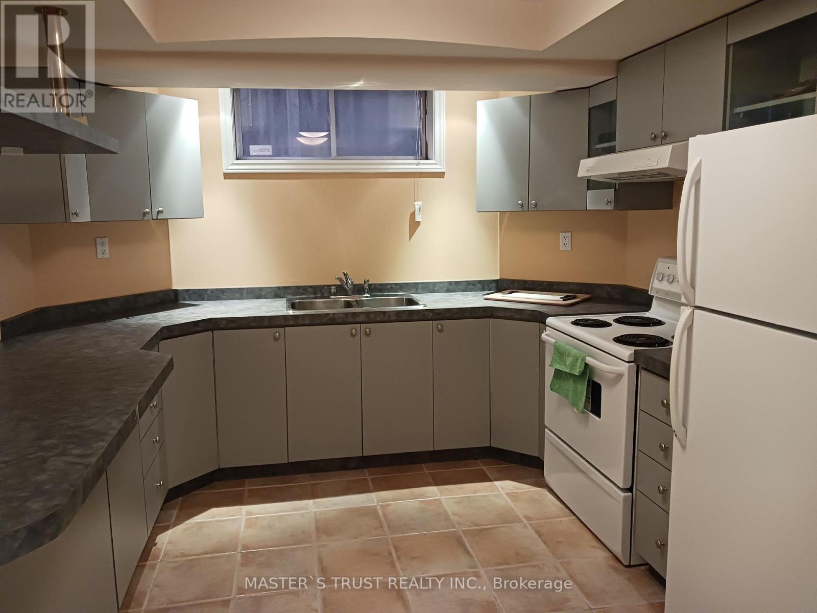 Photo 2 of Bsmt 1 Partridge Lane, Toronto ON