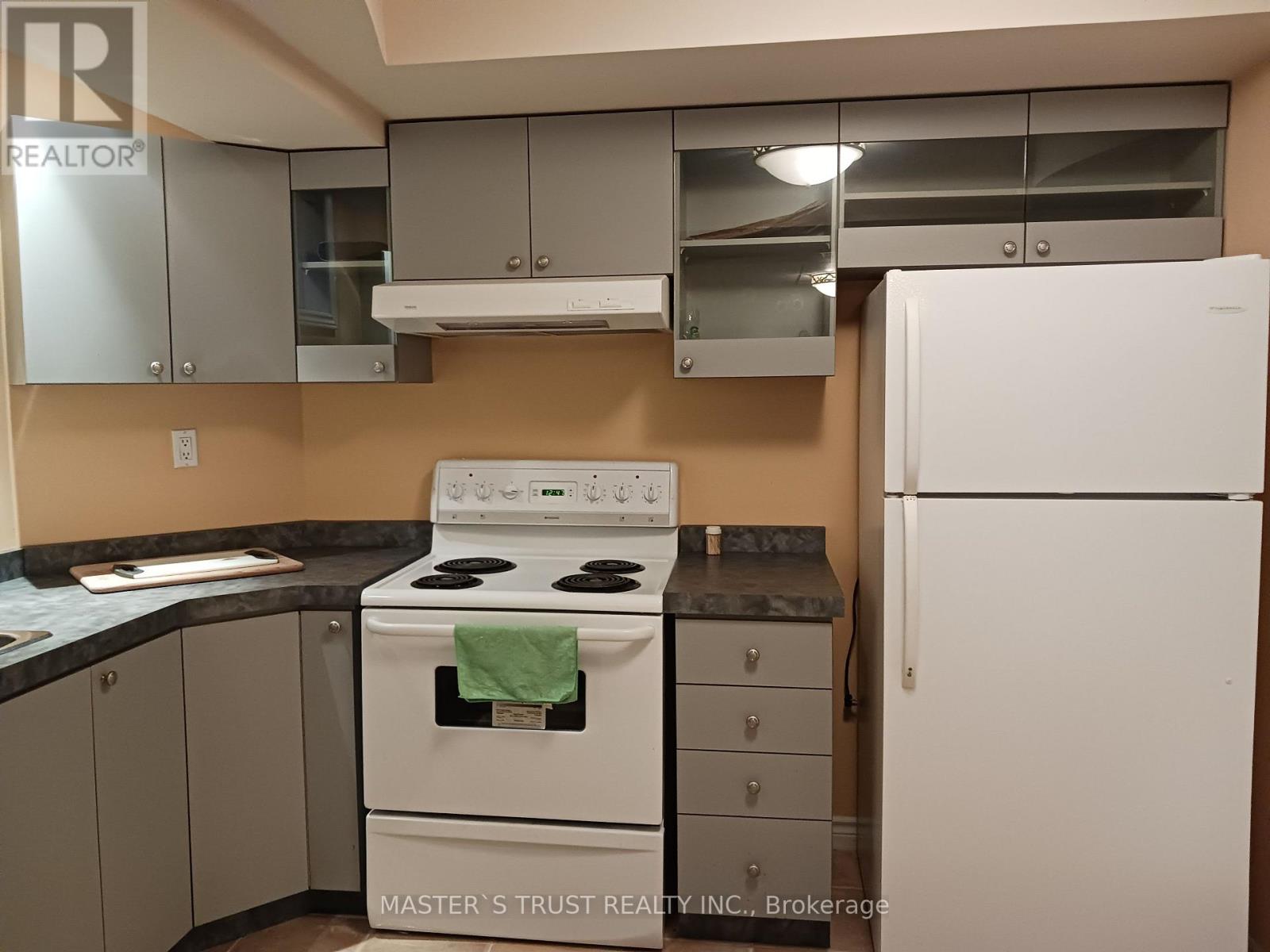 Photo 3 of Bsmt 1 Partridge Lane, Toronto ON