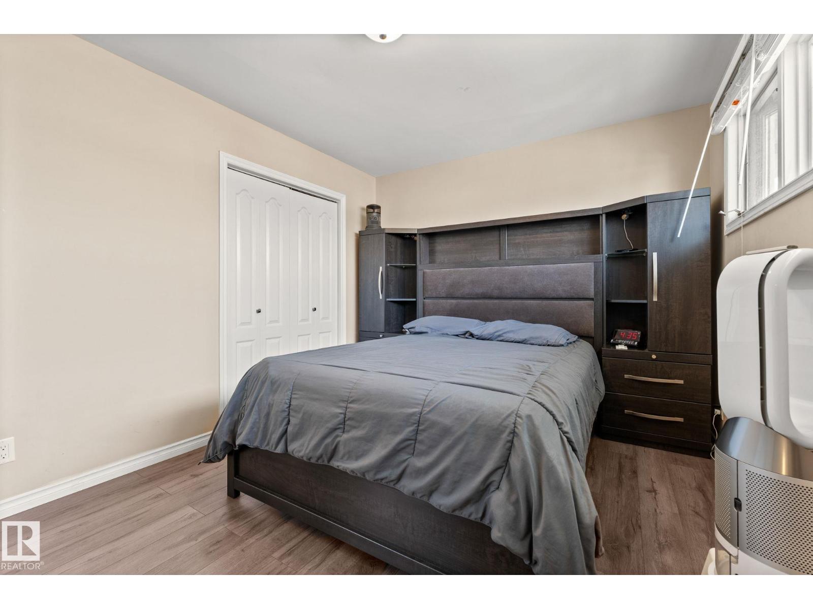 Photo 17 of 8216 133 A Av Nw, Edmonton AB