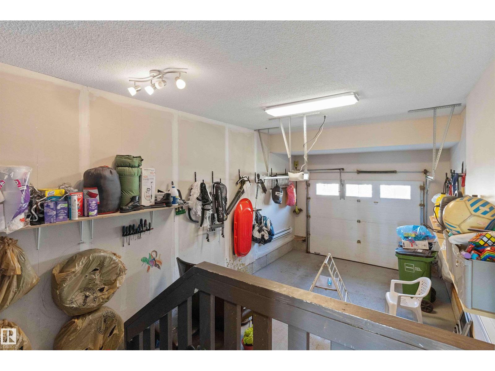 Photo 27 of 2921 18 A Av Nw, Edmonton AB