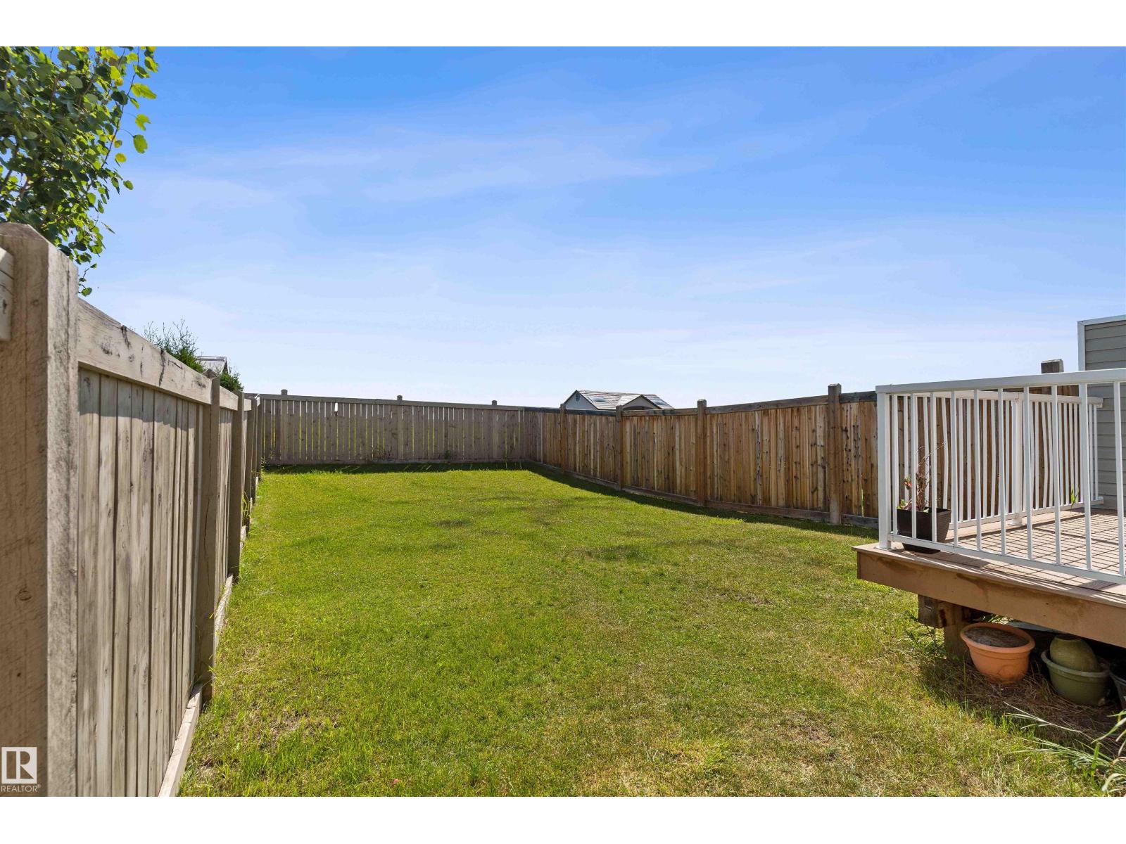 Photo 6 of 2921 18 A Av Nw, Edmonton AB