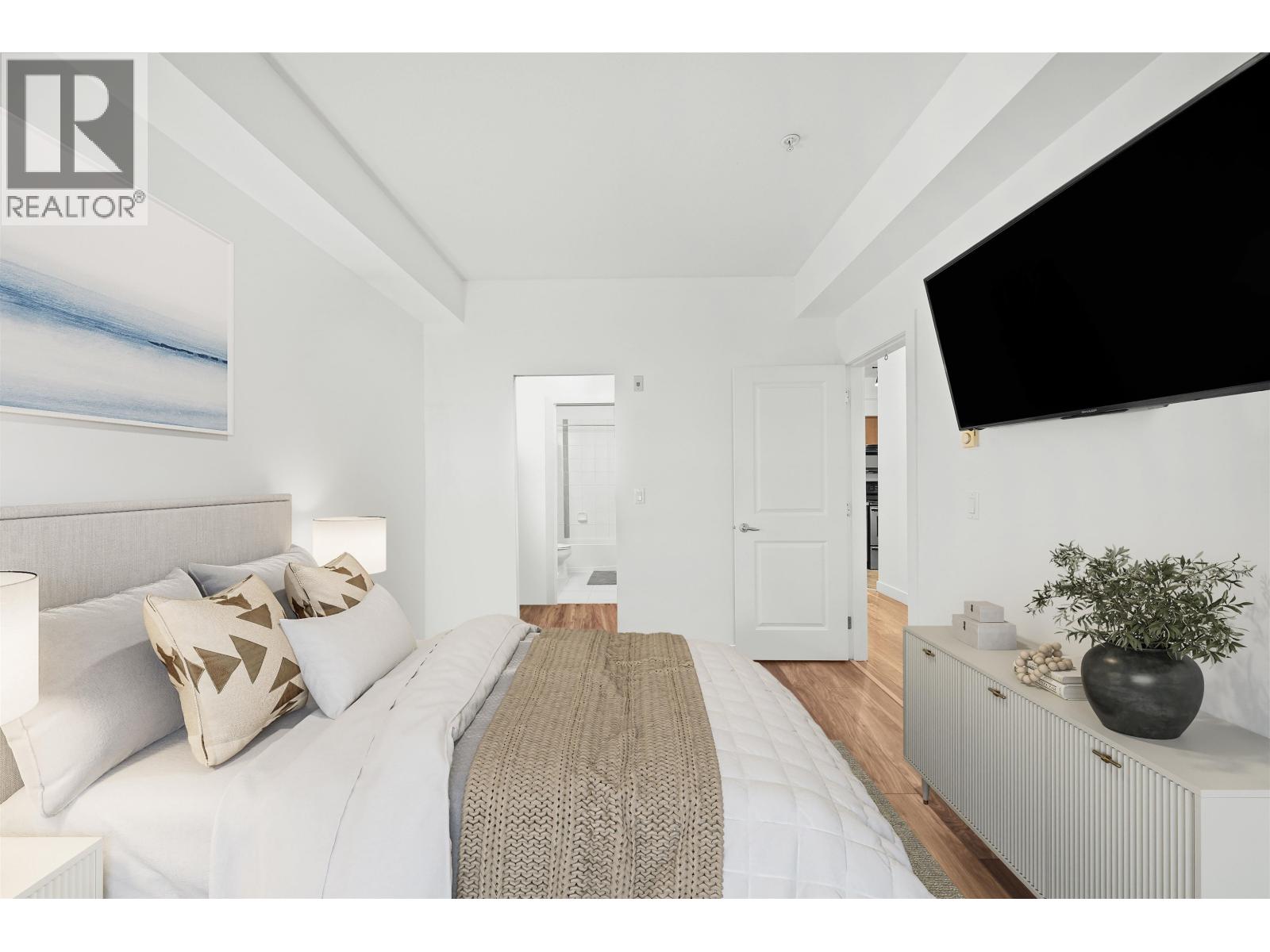 Photo 5 of 106 3240 St Johns Street, Port Moody BC