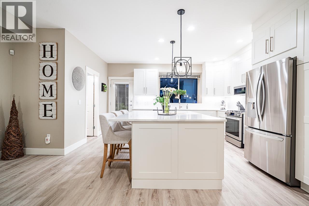 Photo 9 of 89 Fernway Drive, Port Moody BC