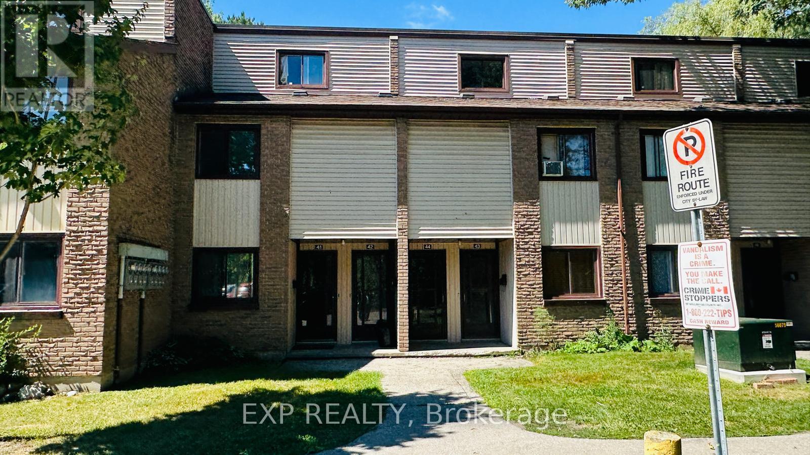 Photo 1 of 2 1200 Courtland Avenue, Kitchener ON