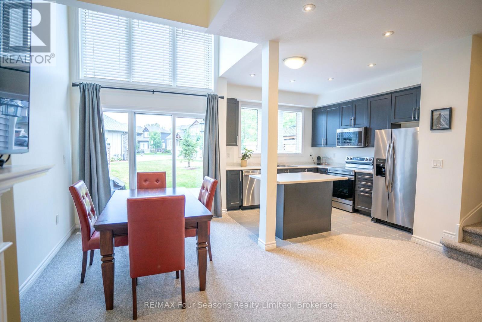 Photo 9 of 42 Lett Avenue, Collingwood ON