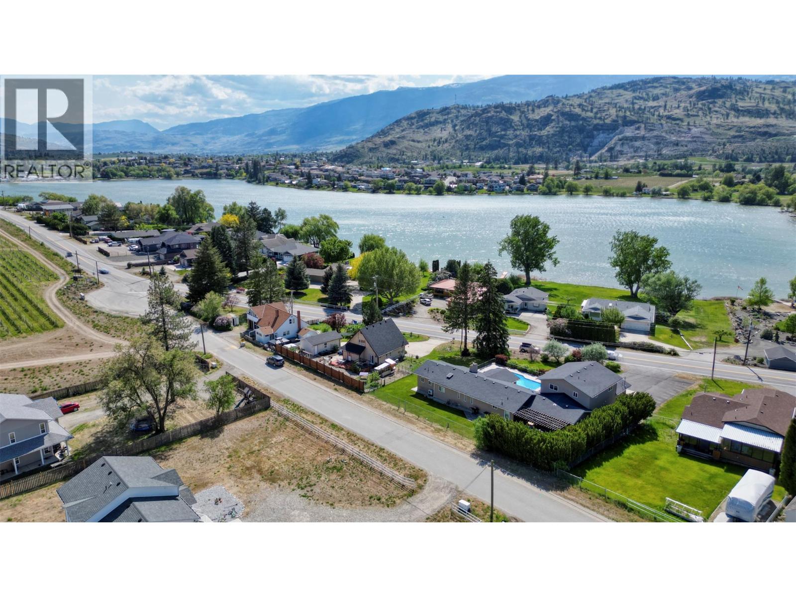 7137 TUCELNUIT Drive, Oliver
