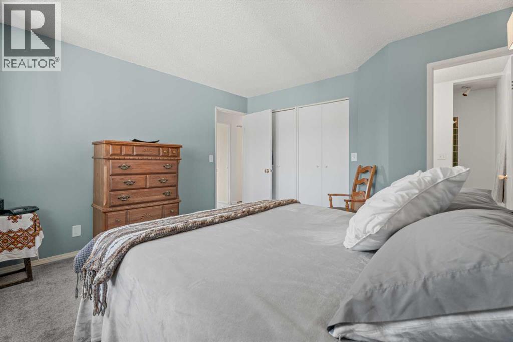 Photo 20 of 103 Thorson Place, Okotoks AB