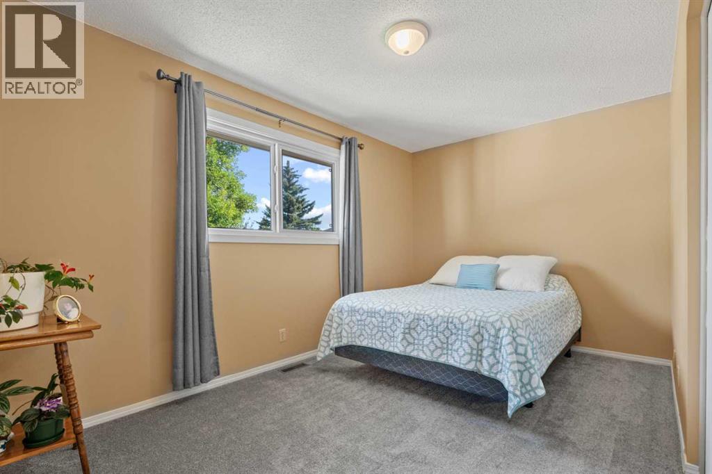 Photo 22 of 103 Thorson Place, Okotoks AB