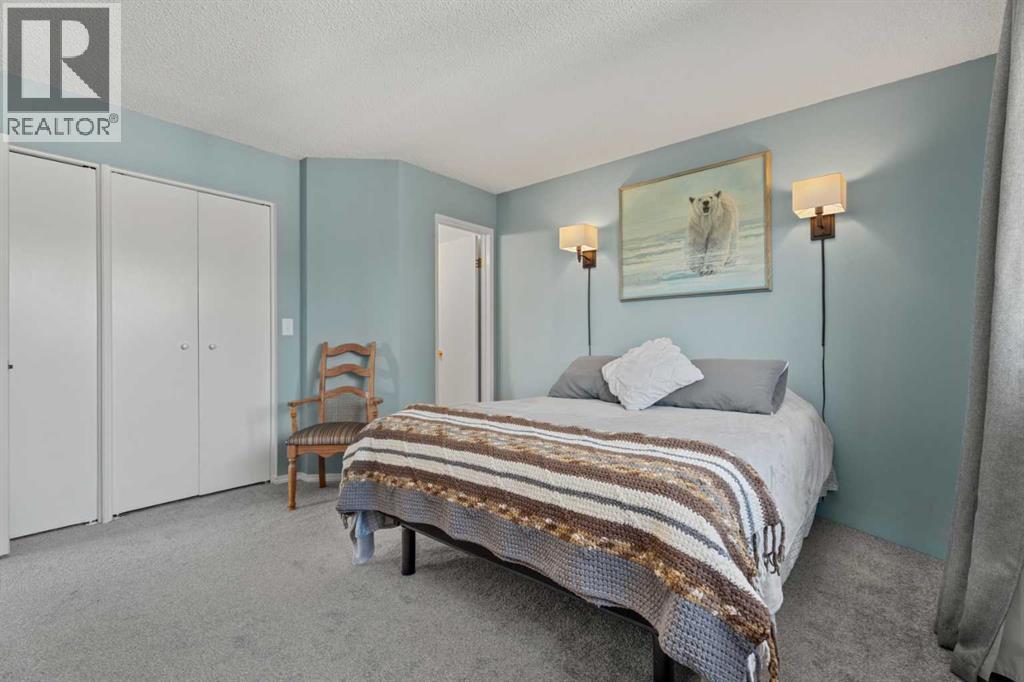 Photo 19 of 103 Thorson Place, Okotoks AB