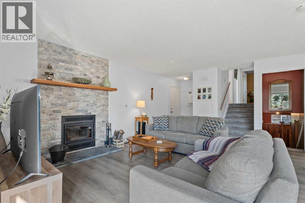 Photo 6 of 103 Thorson Place, Okotoks AB