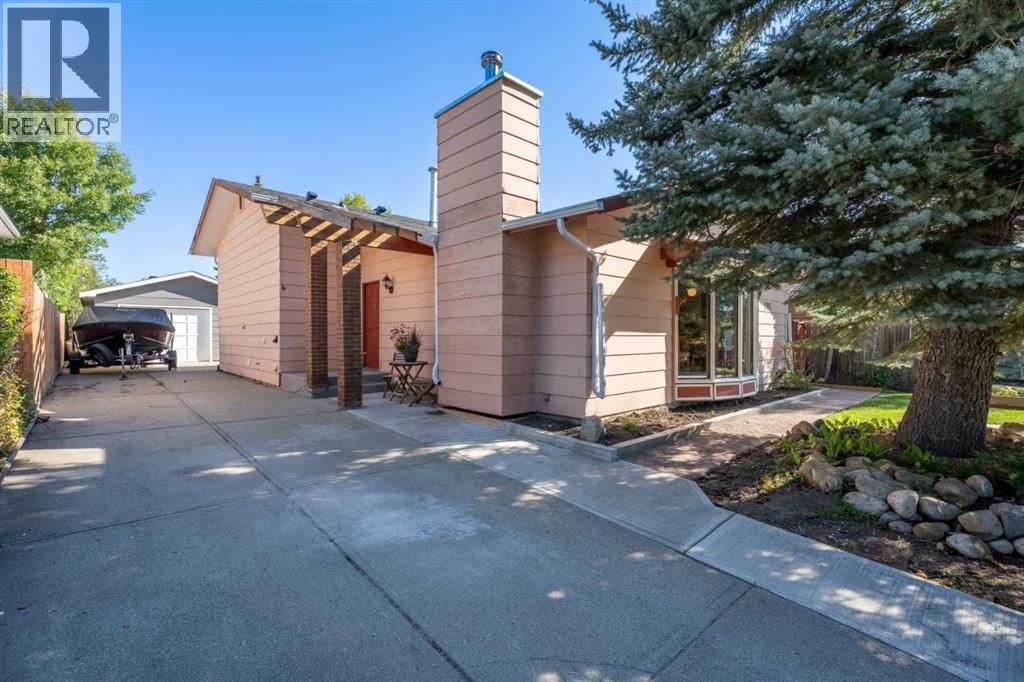 Photo 34 of 103 Thorson Place, Okotoks AB