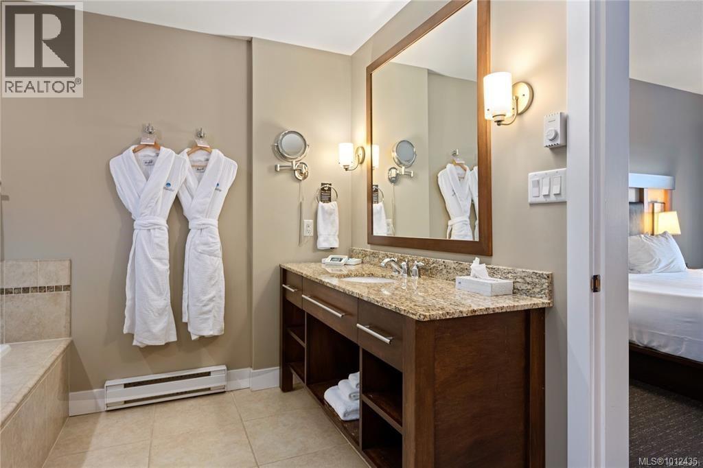 Photo 14 of 113 114 B 181 Beachside Dr, Parksville BC