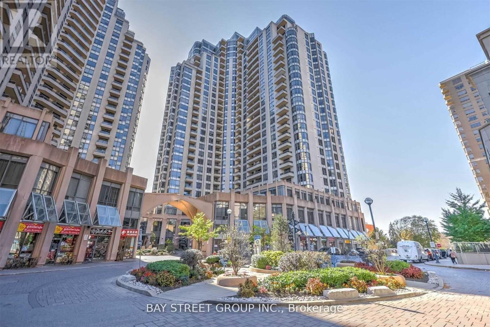 Photo 1 of 1806 5 Northtown Way, Toronto ON
