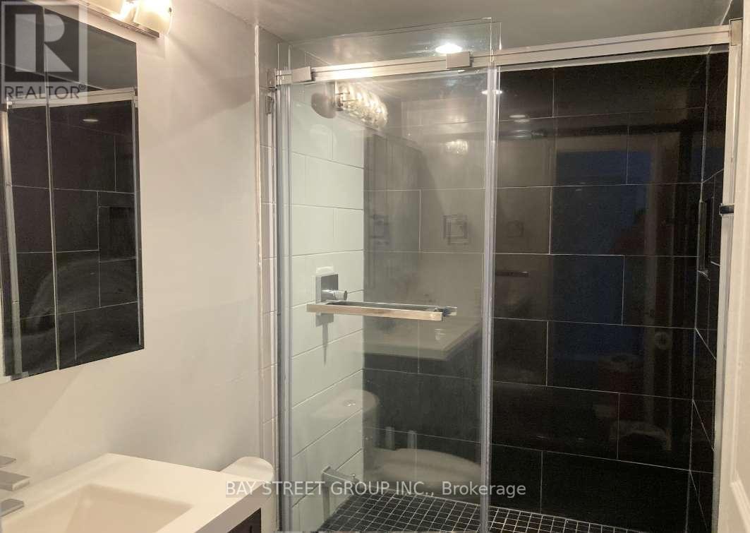 Photo 6 of 1806 5 Northtown Way, Toronto ON