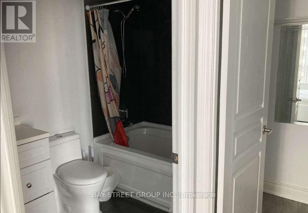 Photo 8 of 1806 5 Northtown Way, Toronto ON