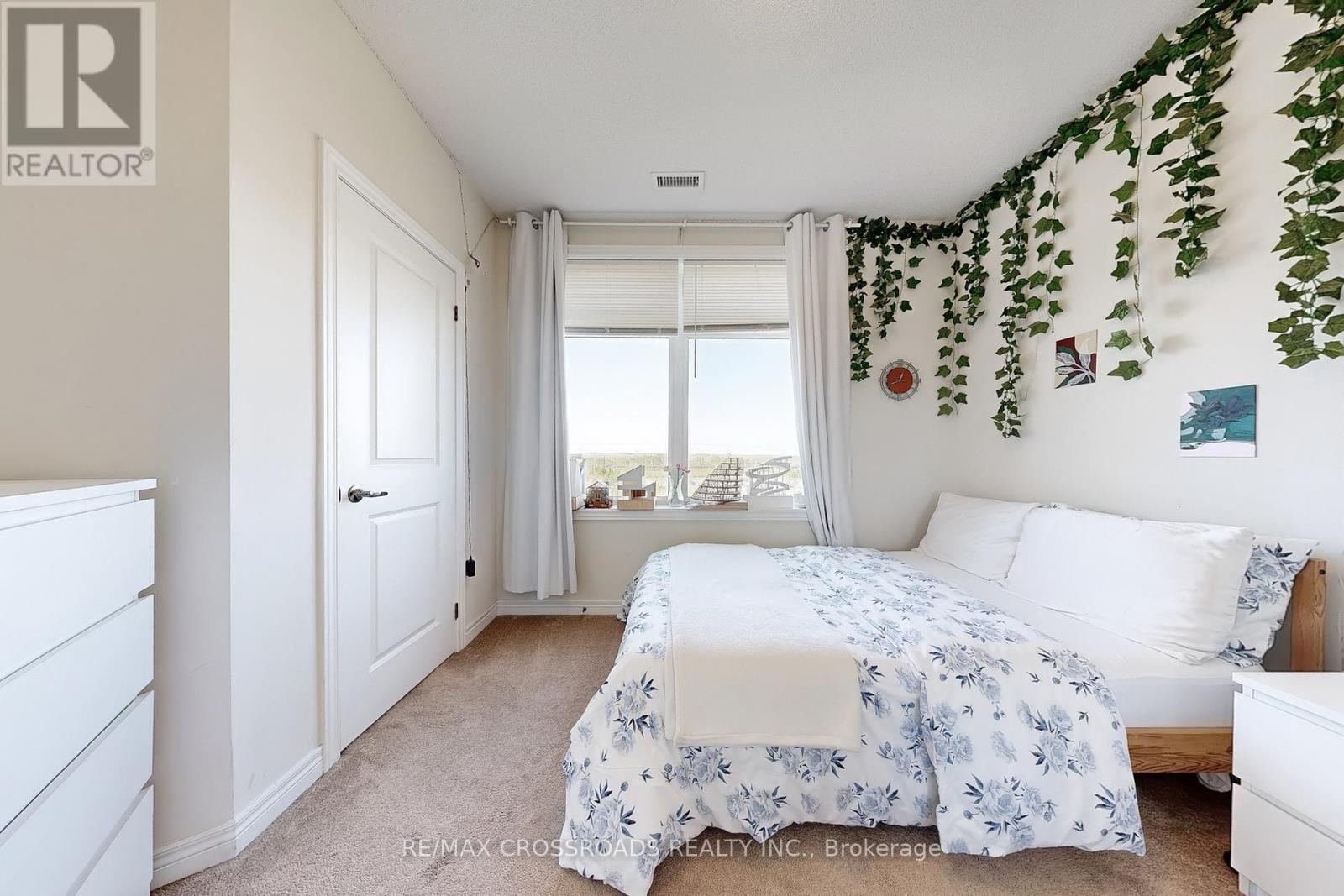 Photo 28 of 601 39 New Delhi Drive E, Markham ON