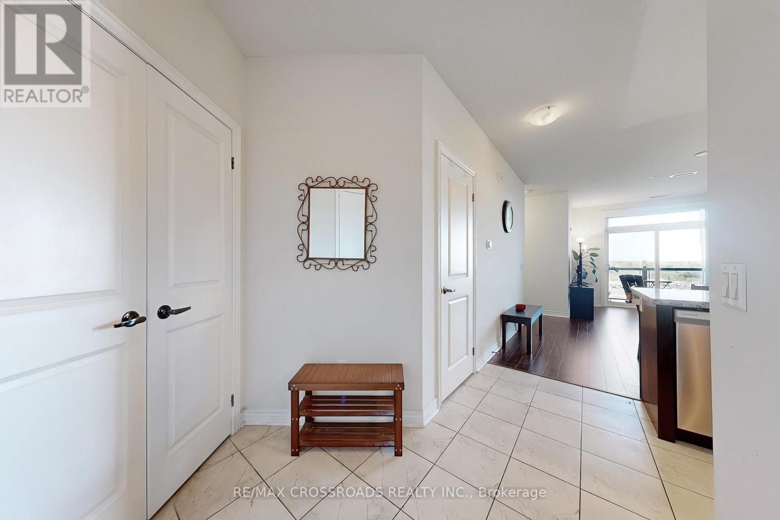 Photo 34 of 601 39 New Delhi Drive E, Markham ON