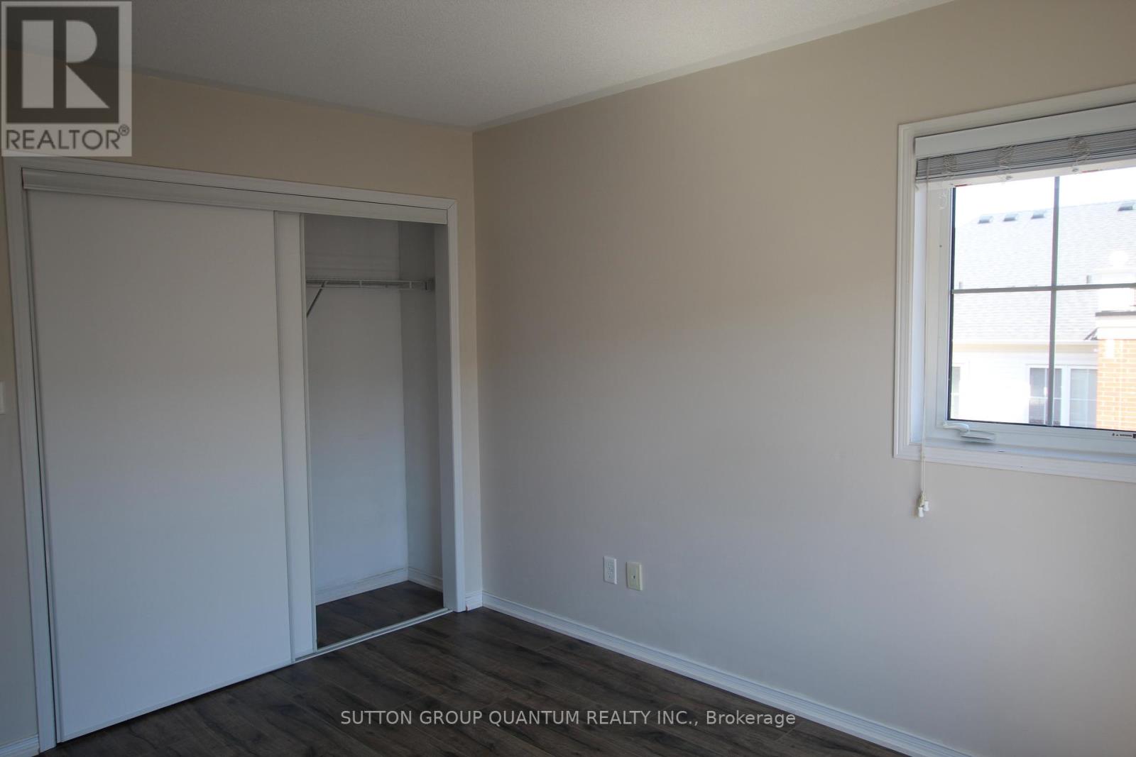 Photo 19 of 21 47 Hays Boulevard, Oakville ON