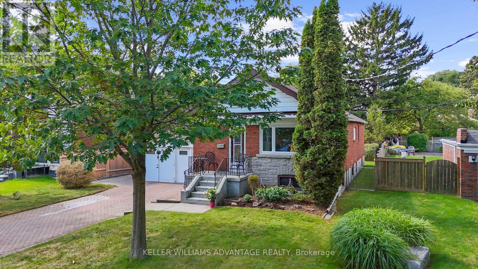 Photo 6 of 6 Birchlawn Avenue, Toronto ON