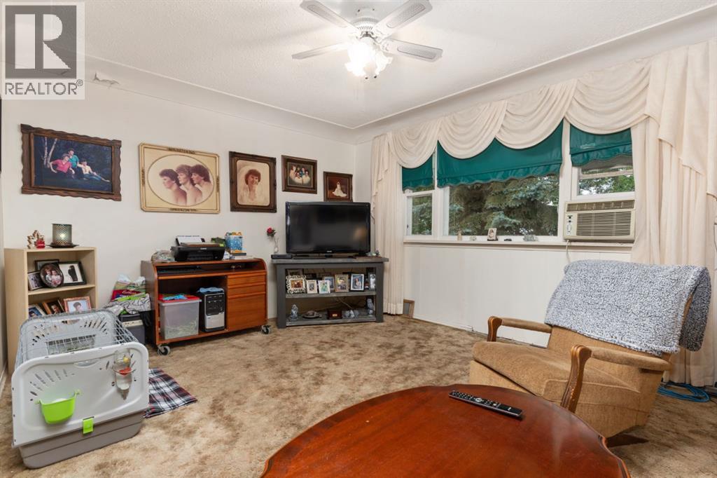Photo 6 of 5229 49 Street, Camrose AB