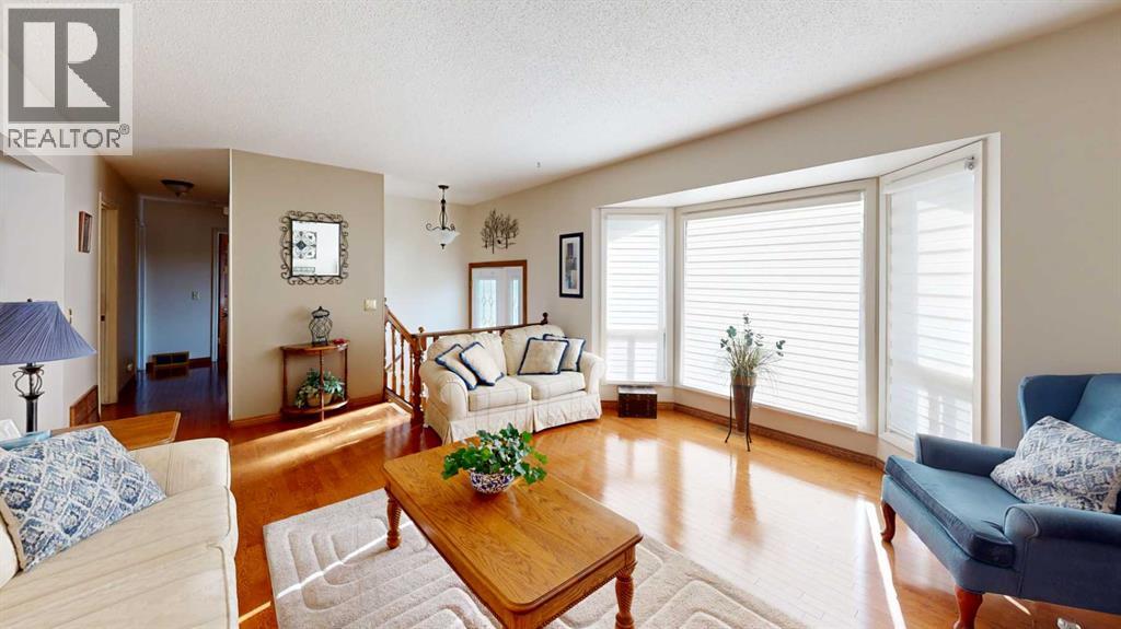Single Family House Bungalow for Sale in   Street NE Pineridge Calgary 