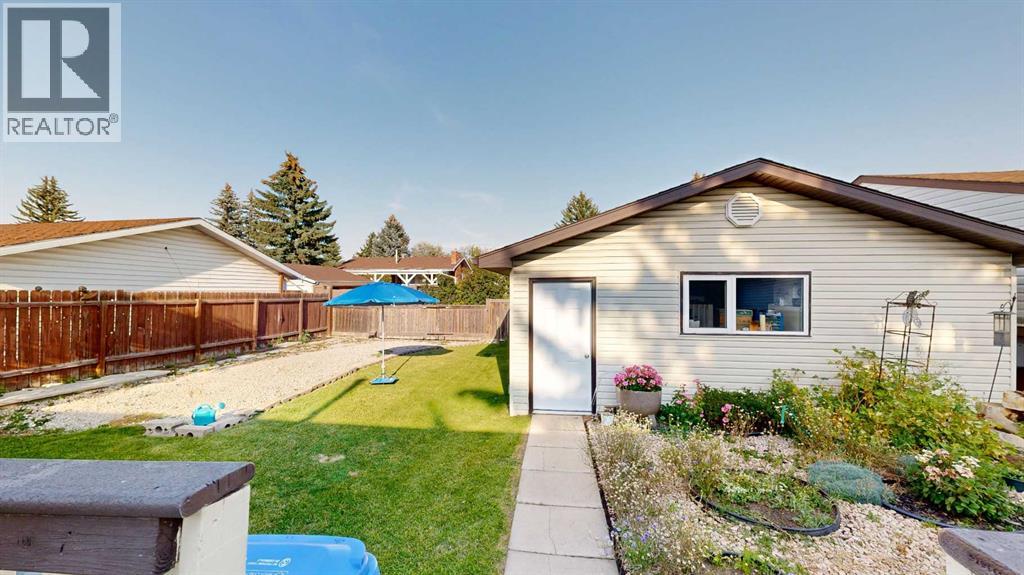 Single Family House Bungalow for Sale in   Street NE Pineridge Calgary 