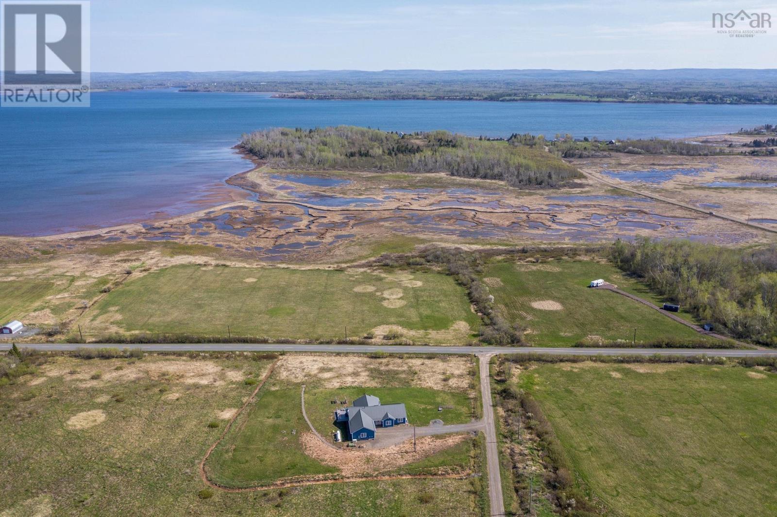 Property 10 of 22 of Malagash Road