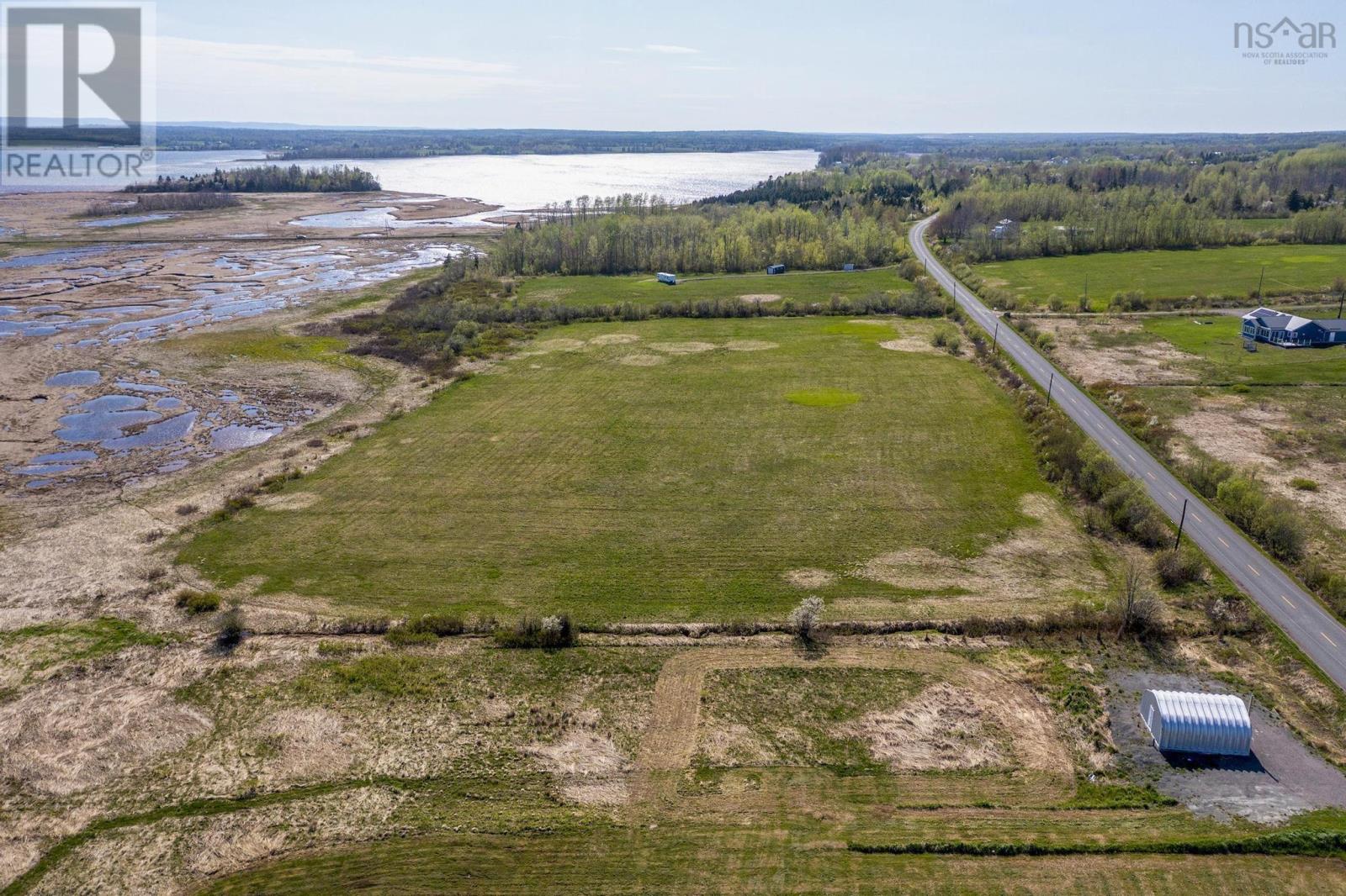 Property 18 of 22 of Malagash Road