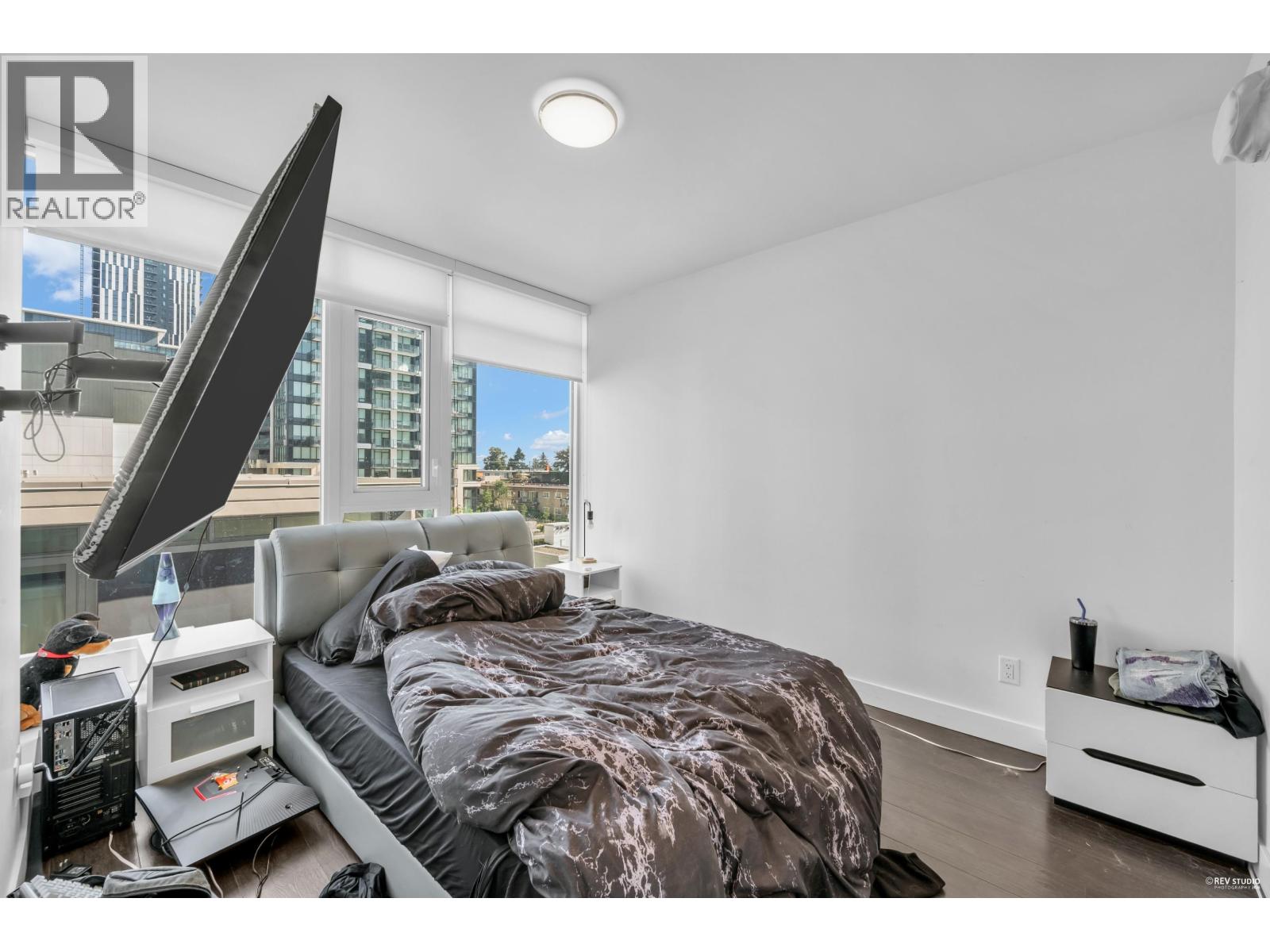 Photo 17 of 408 6398 Silver Avenue, Burnaby BC