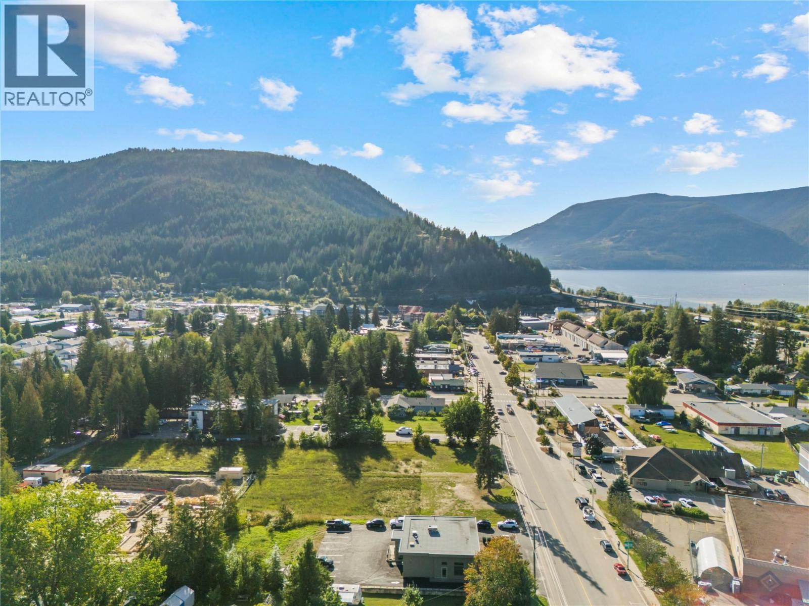 Photo 51 of 433 Main Street, Sicamous BC