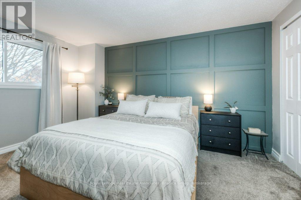 Photo 17 of 48 Wendy Crescent, Kitchener ON