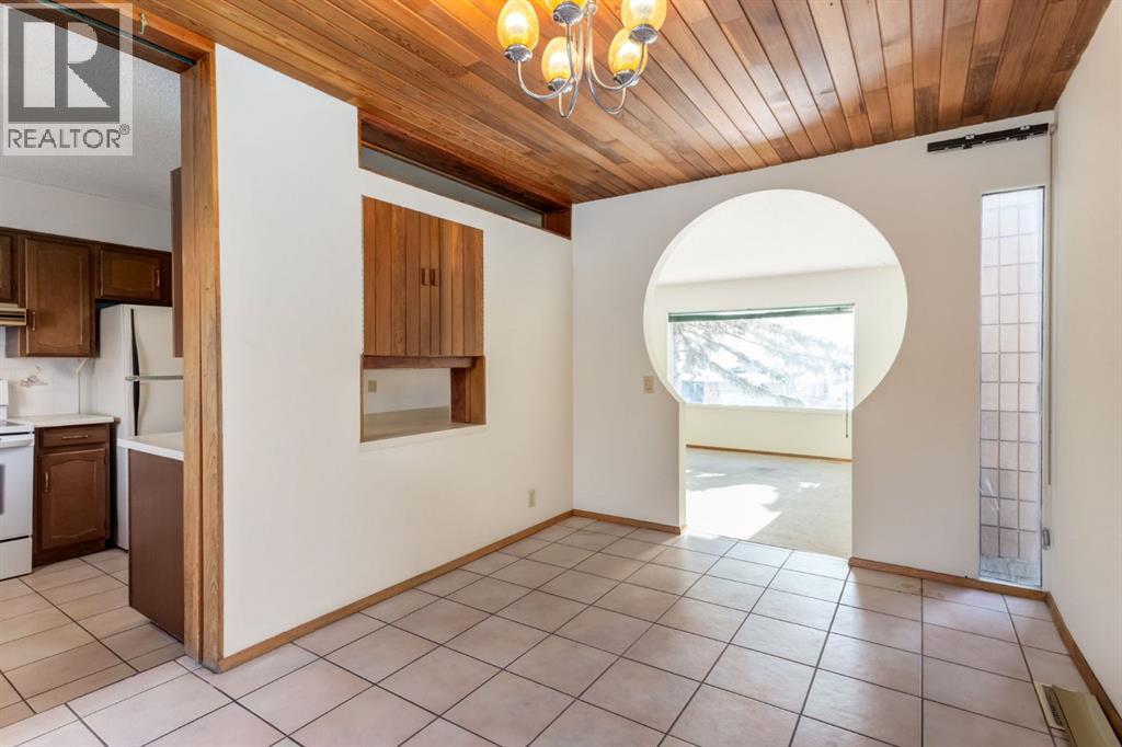 Single Family House Bi-level for Sale in  Thornaby Way NW Thorncliffe Calgary 