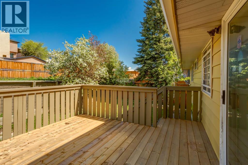 Single Family House Bi-level for Sale in  Thornaby Way NW Thorncliffe Calgary 