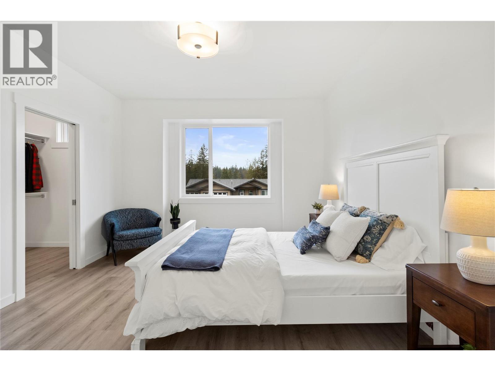 2868 Golf Course Drive, Blind Bay