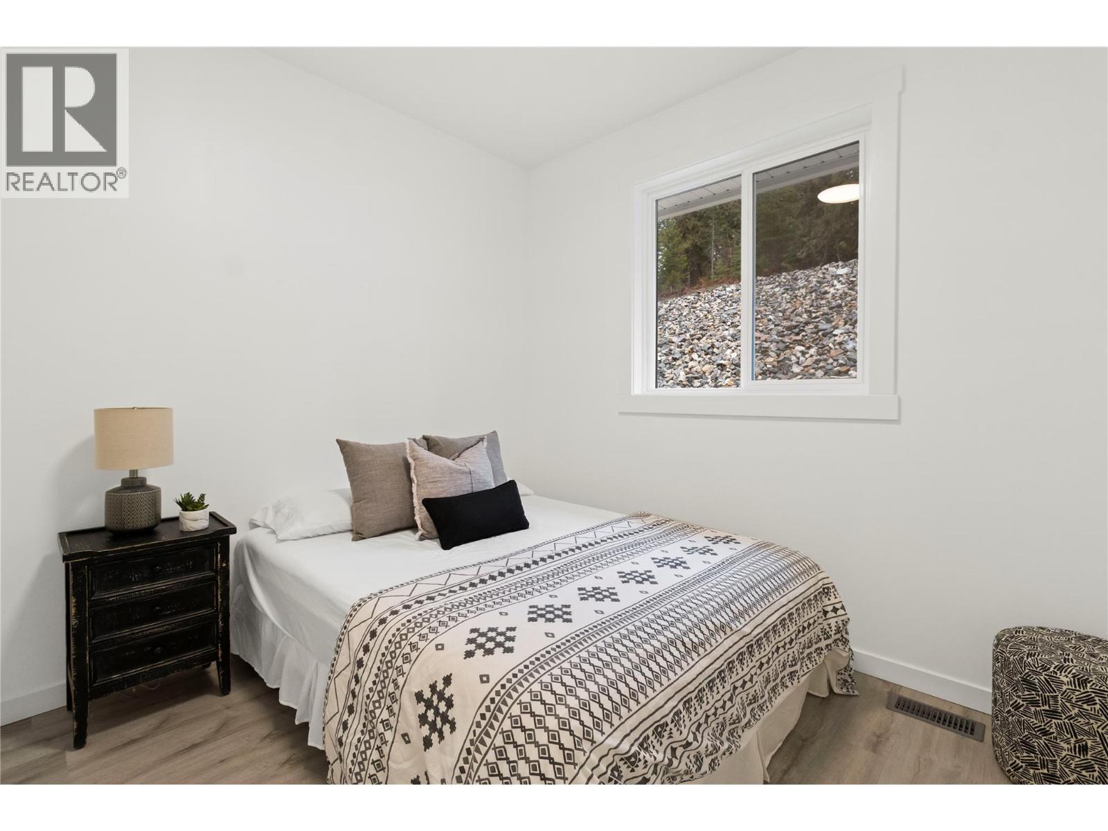 2868 Golf Course Drive, Blind Bay