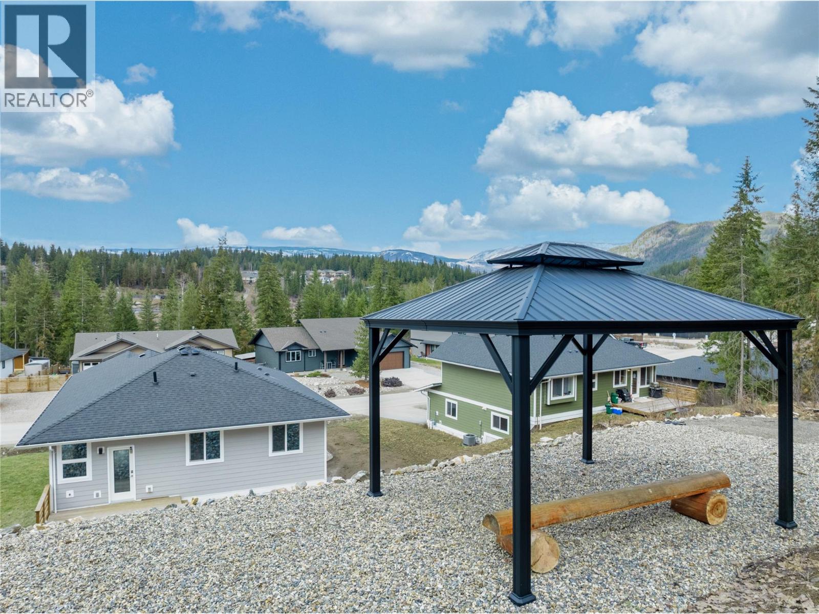 2868 Golf Course Drive, Blind Bay