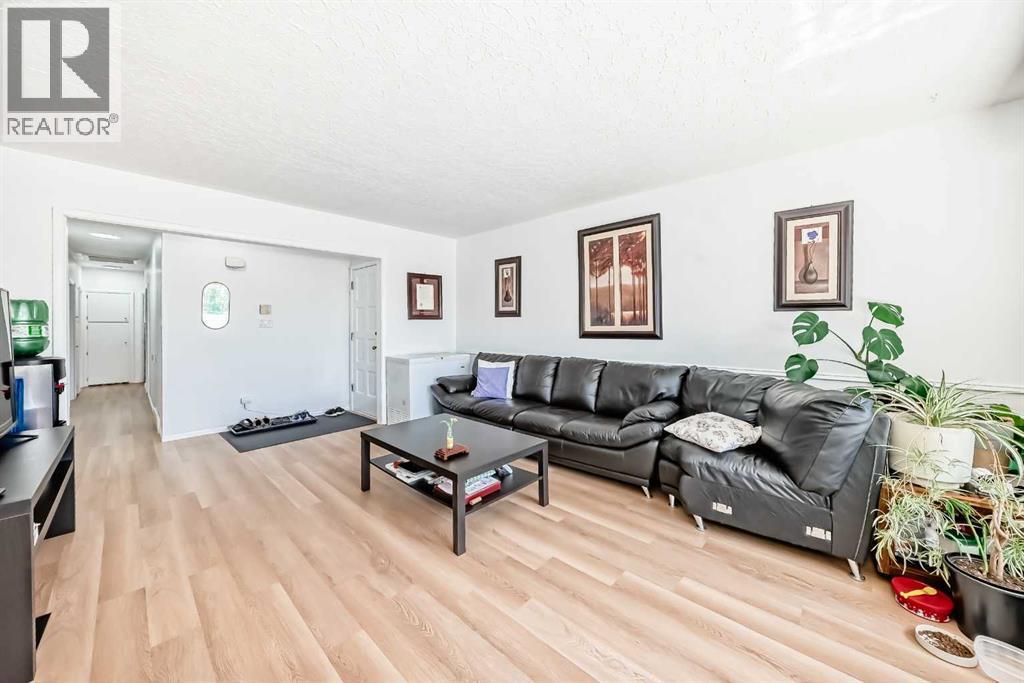 Photo 9 of 1616 50 Avenue Sw, Calgary AB