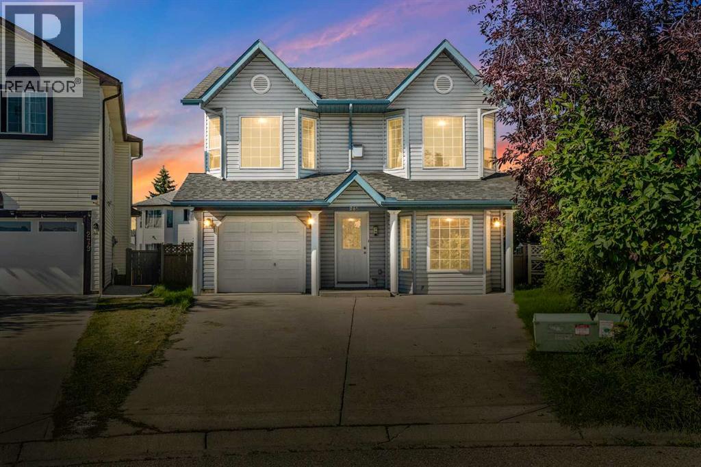 Photo 1 of 285 Fresno Place Ne, Calgary AB