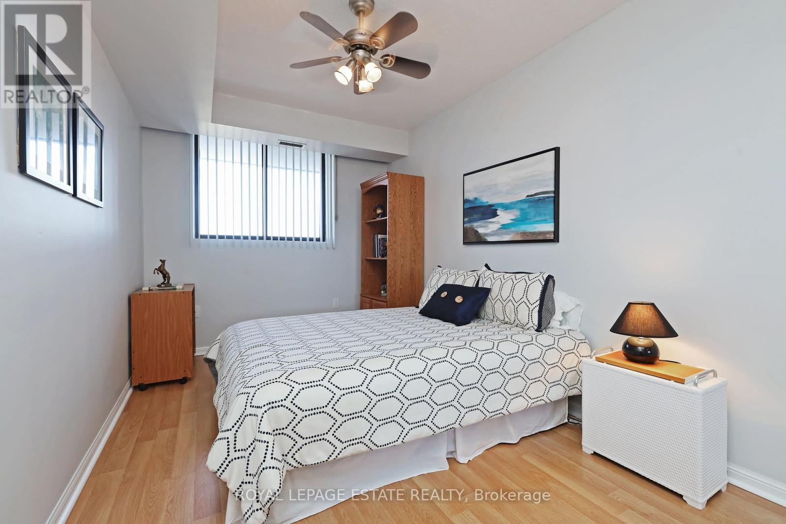 Photo 12 of 906 757 Victoria Park Avenue, Toronto ON
