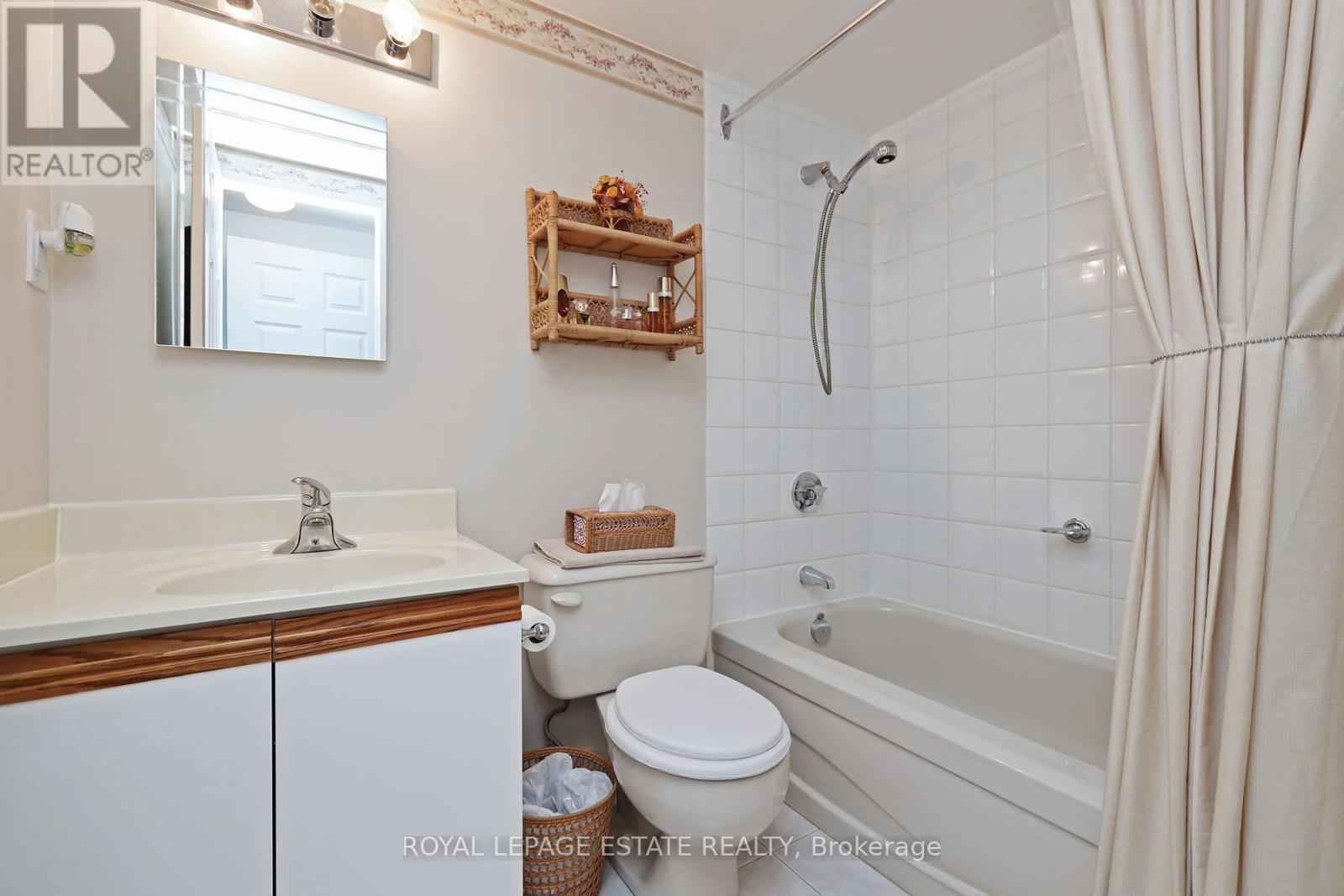 Photo 18 of 906 757 Victoria Park Avenue, Toronto ON