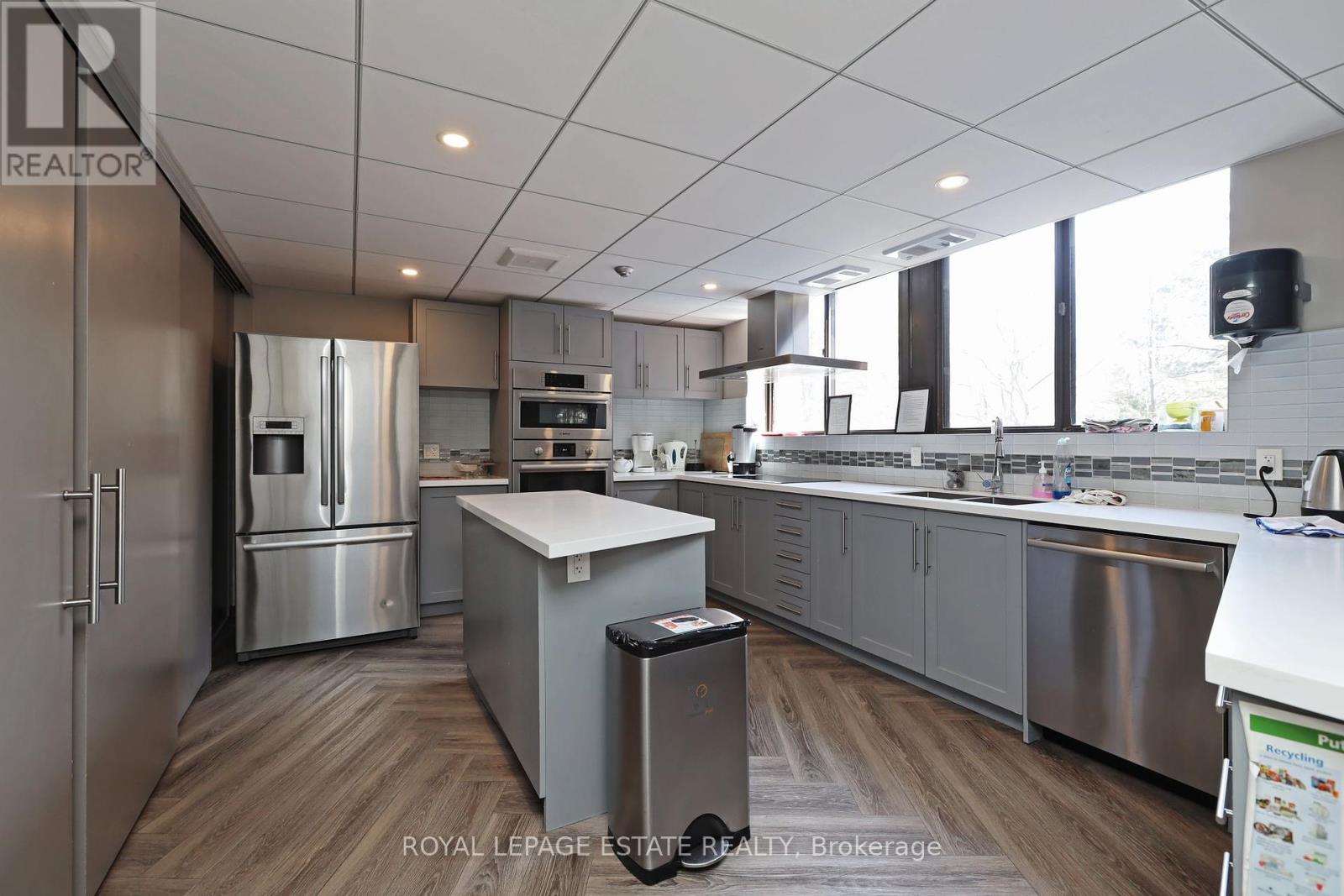 Photo 33 of 906 757 Victoria Park Avenue, Toronto ON