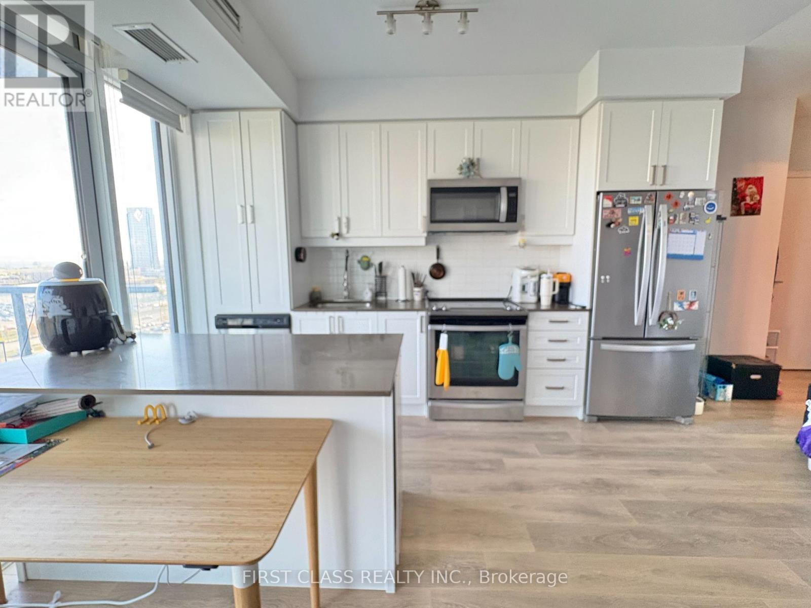 Photo 3 of 1104 7895 Jane Street, Vaughan ON