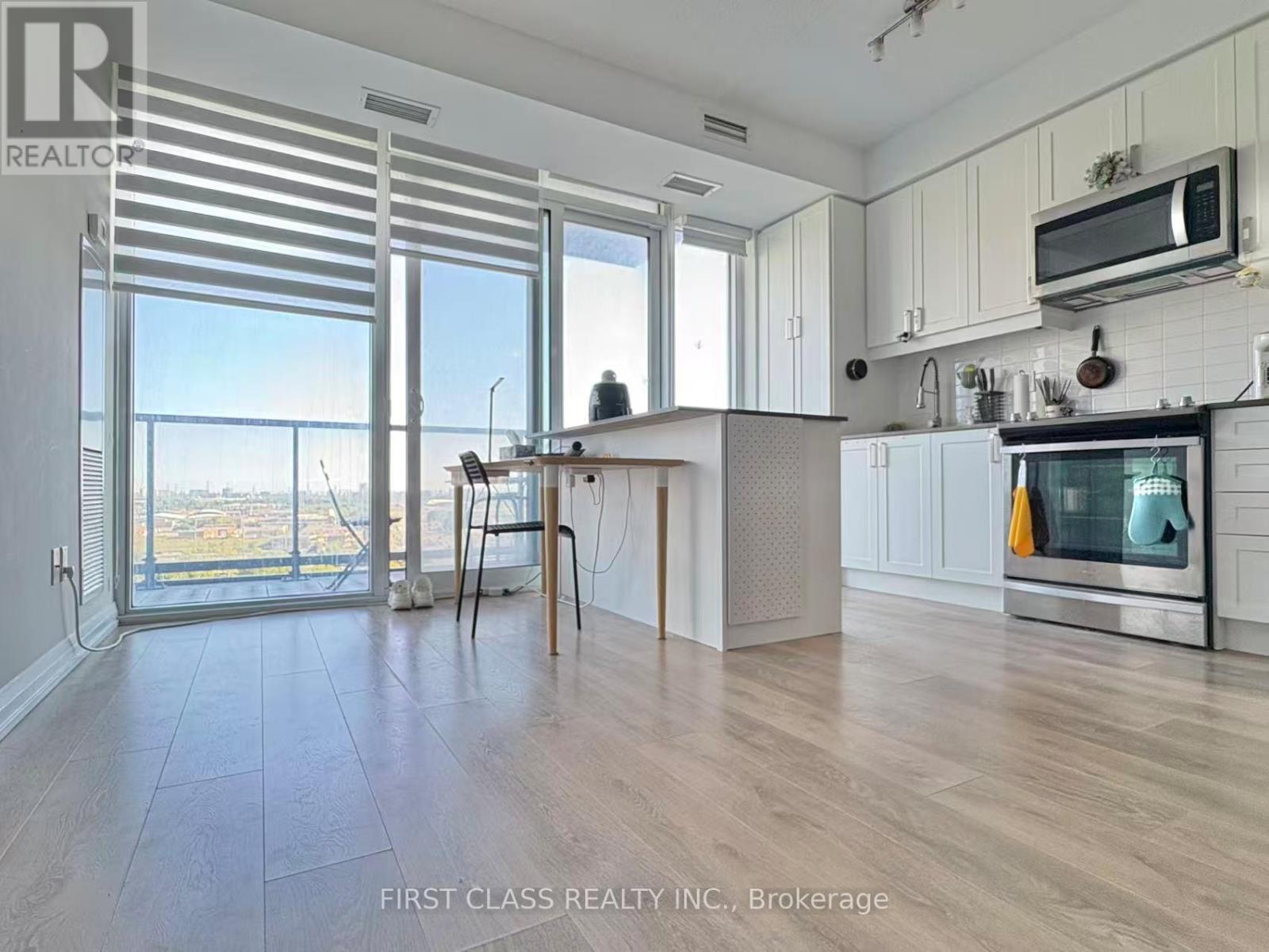 Photo 8 of 1104 7895 Jane Street, Vaughan ON