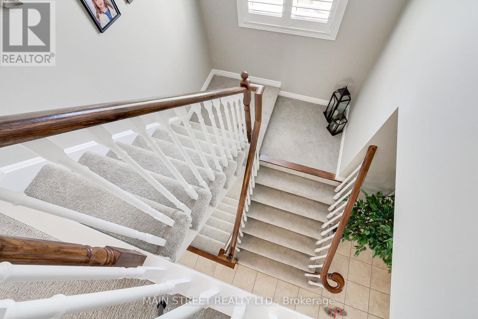 Photo 20 of 123 Laurendale Avenue, Georgina ON