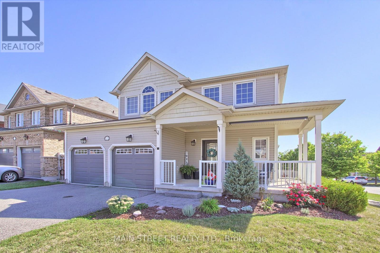 Photo 3 of 123 Laurendale Avenue, Georgina ON