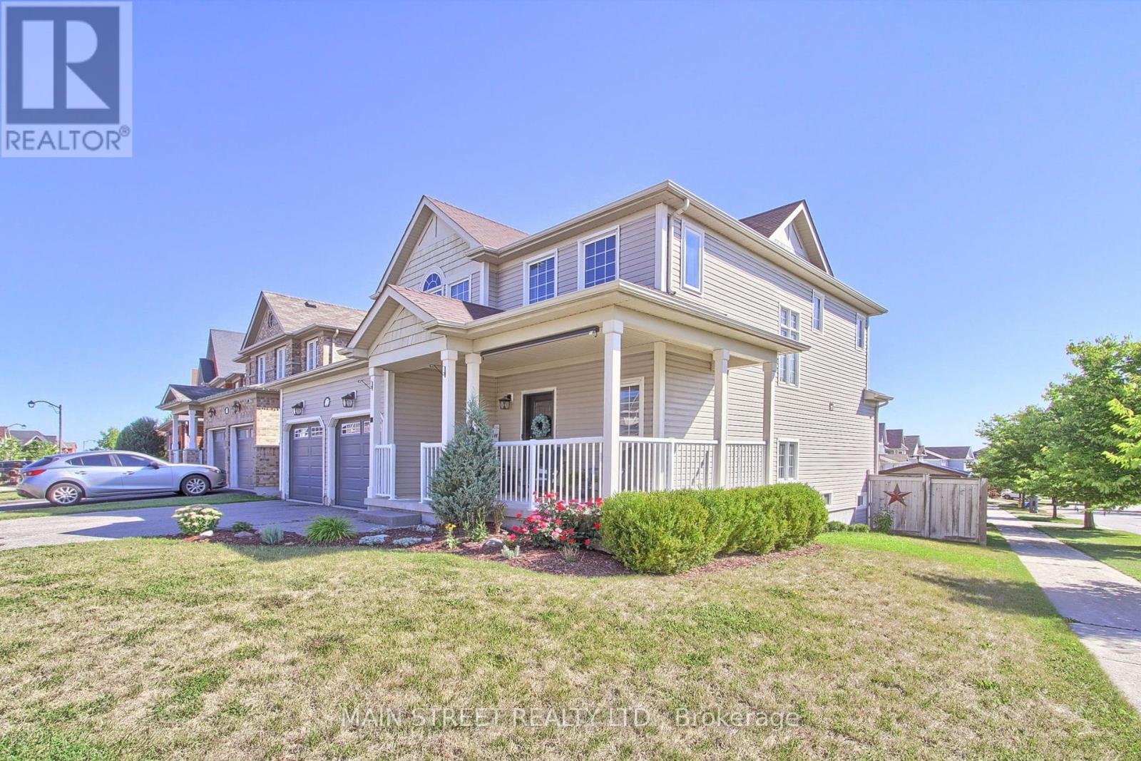 Photo 4 of 123 Laurendale Avenue, Georgina ON