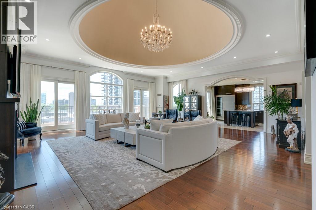 Photo 5 of 445 Elizabeth Street Unit Ph 1, Burlington ON