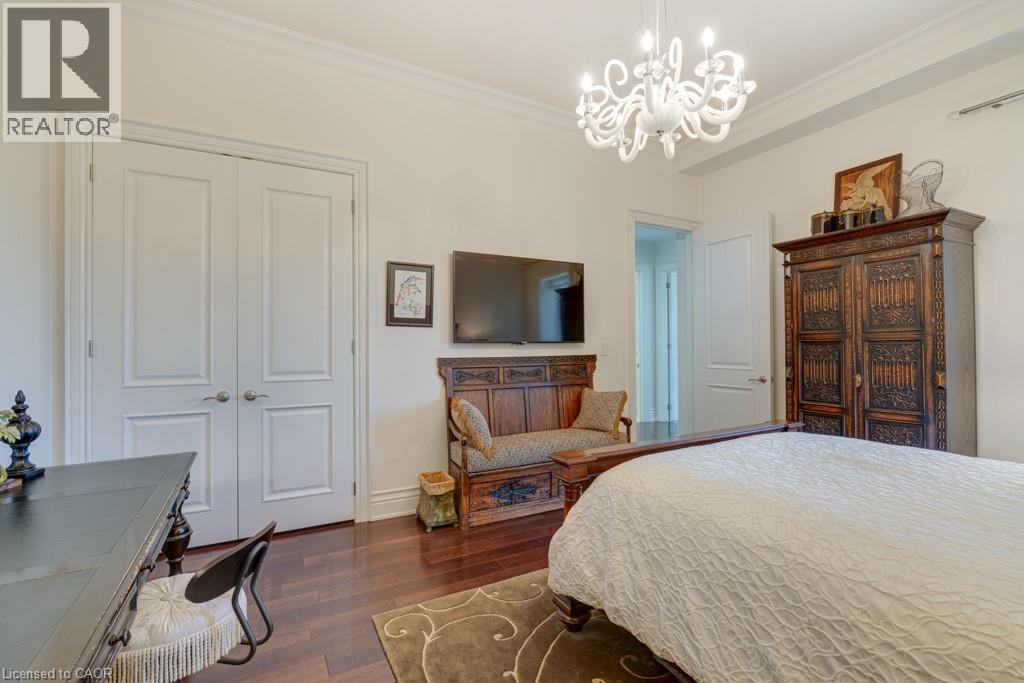 Photo 23 of 445 Elizabeth Street Unit Ph 1, Burlington ON