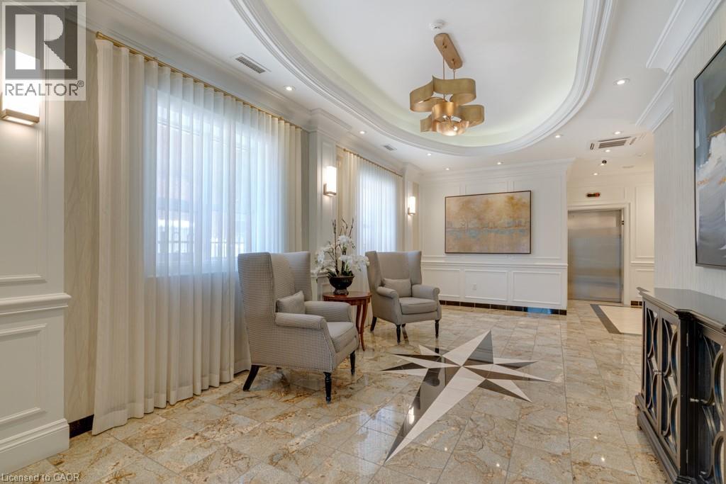 Photo 2 of 445 Elizabeth Street Unit Ph 1, Burlington ON