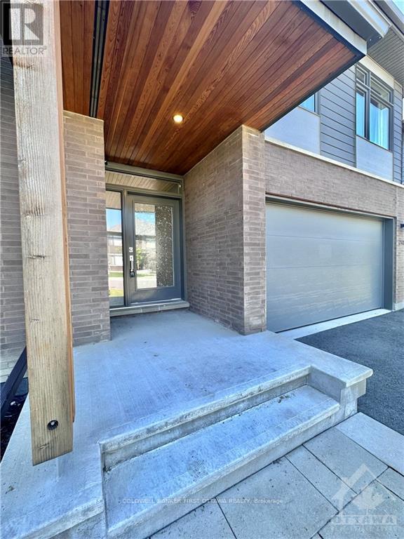 Photo 2 of 298 Longworth Avenue, Ottawa ON